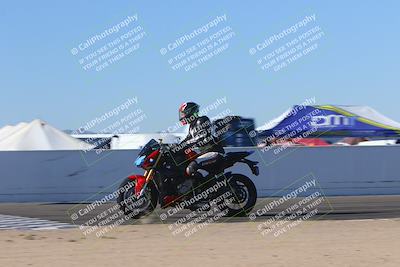media/Nov-06-2023-Moto Forza (Mon) [[ce023d0744]]/4-Beginner Group/Session 4 (Finish Line Checker)/